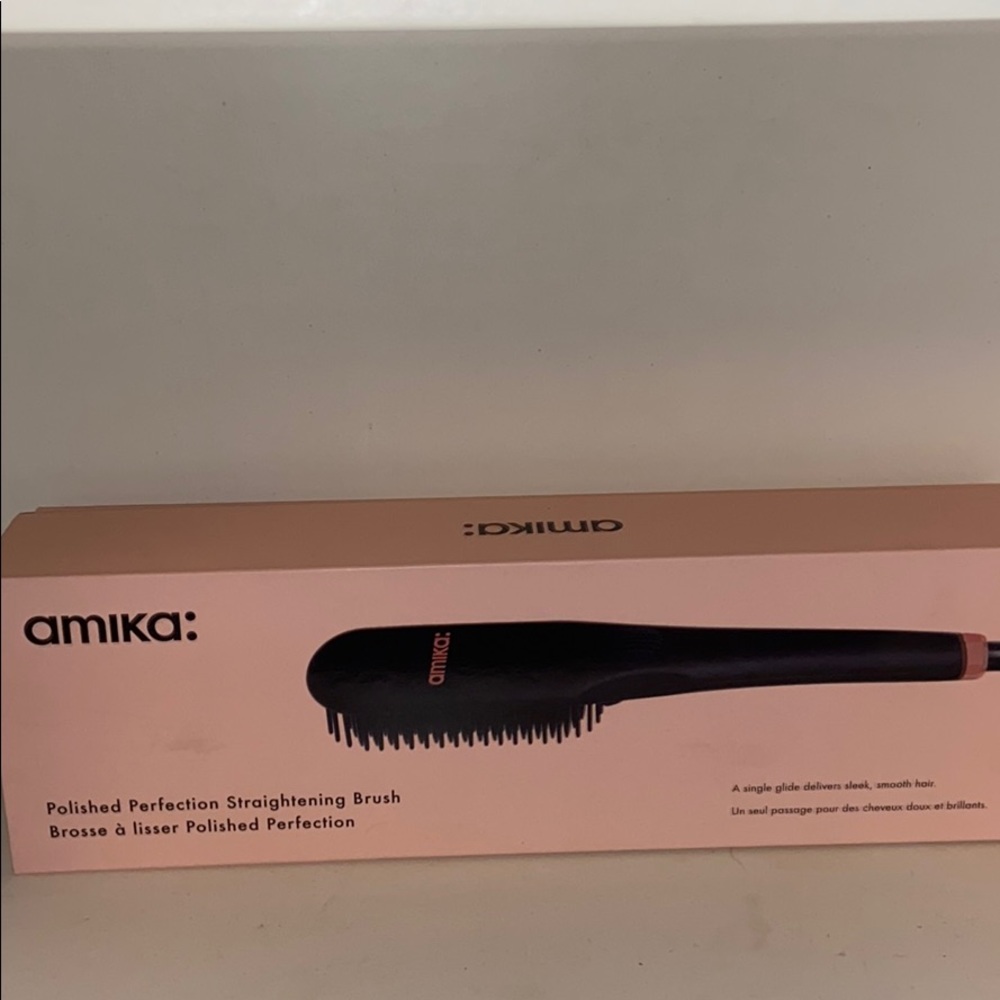 NEW Amika Polish Perfection Straightening Brush